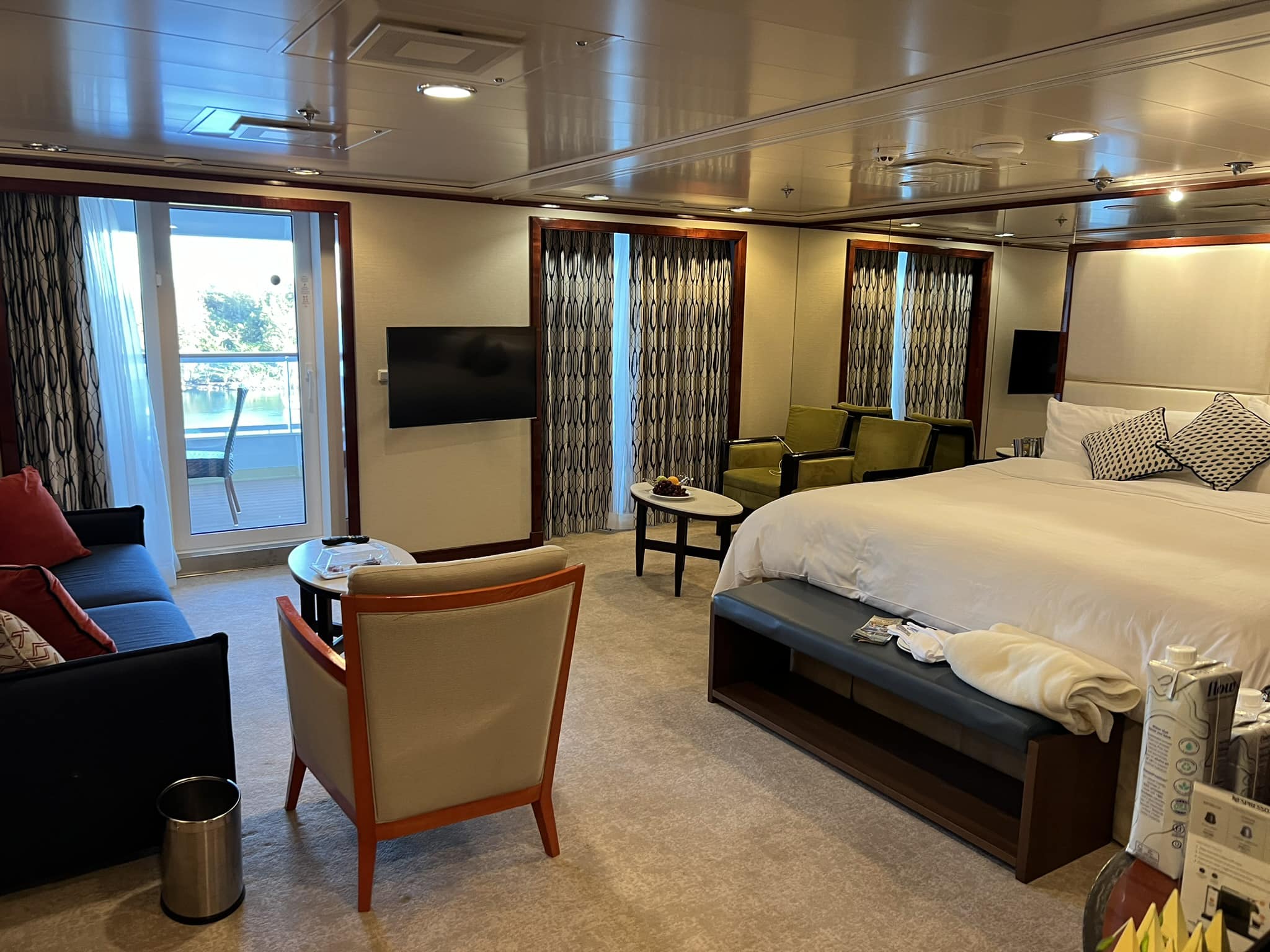 10016 Cabin Photo – Pride of America Cruise Ship – Cabin or Suite- Updated: 2024
