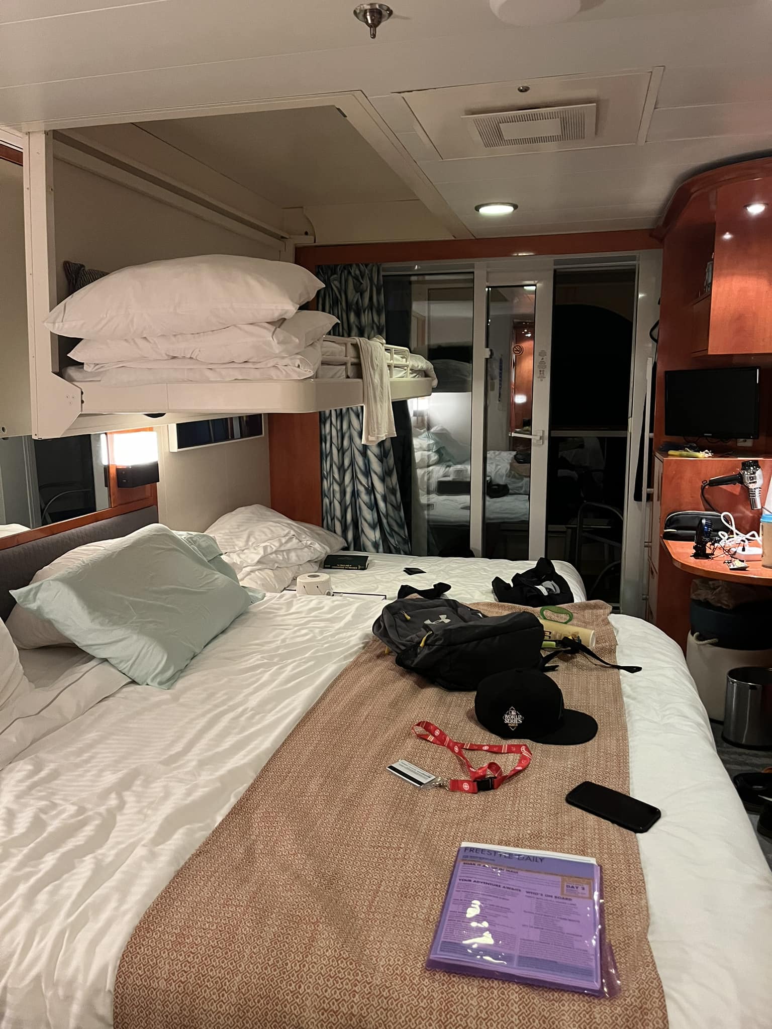 10176 Cabin Photo – Pride of America Cruise Ship – Cabin or Suite- Updated: 2024