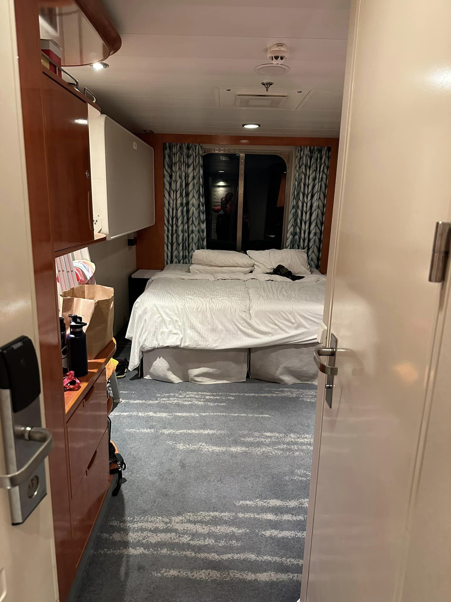 4038 Cabin Photo – Pride of America Cruise Ship – Cabin or Suite- Updated: 2024