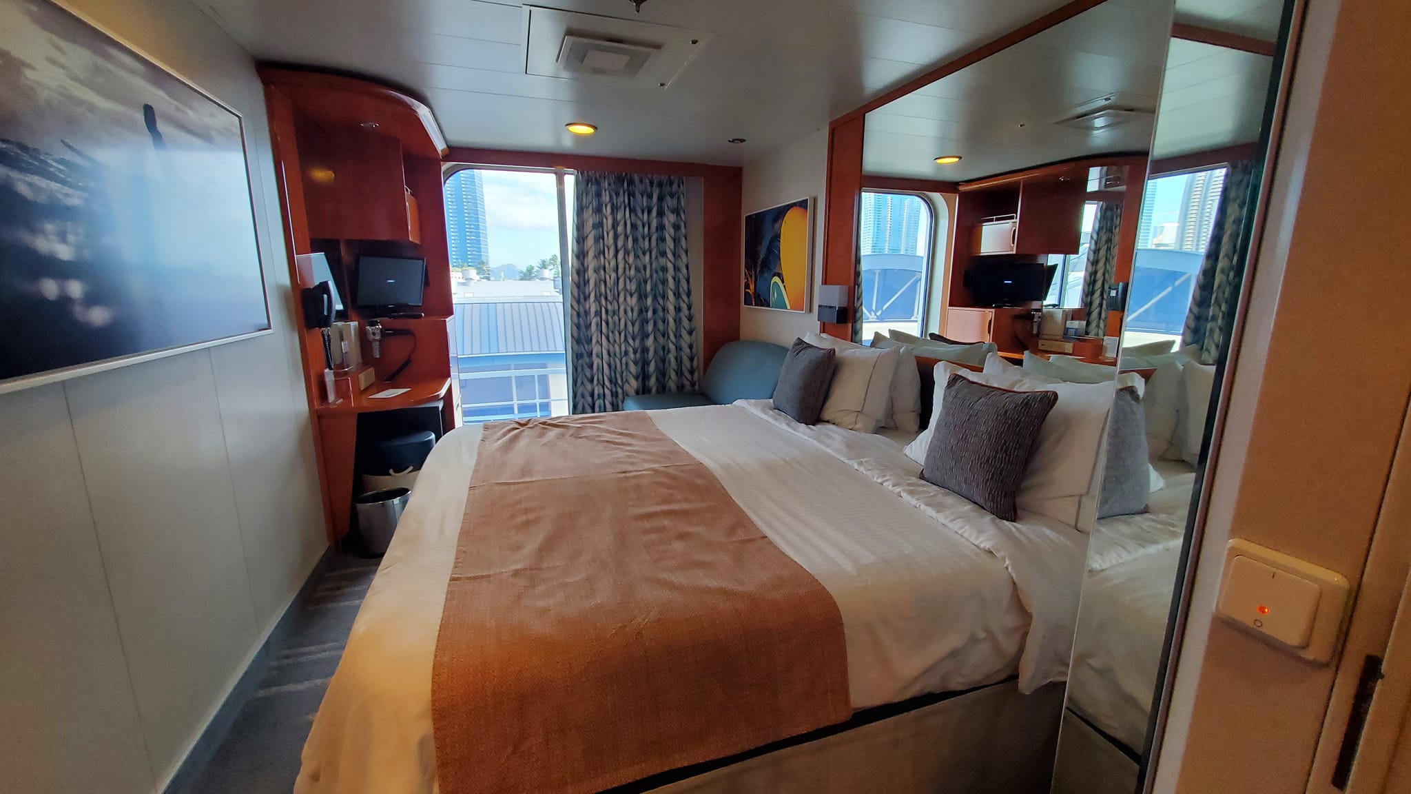 7108 Cabin Photo – Pride of America Cruise Ship – Cabin or Suite- Updated: 2024