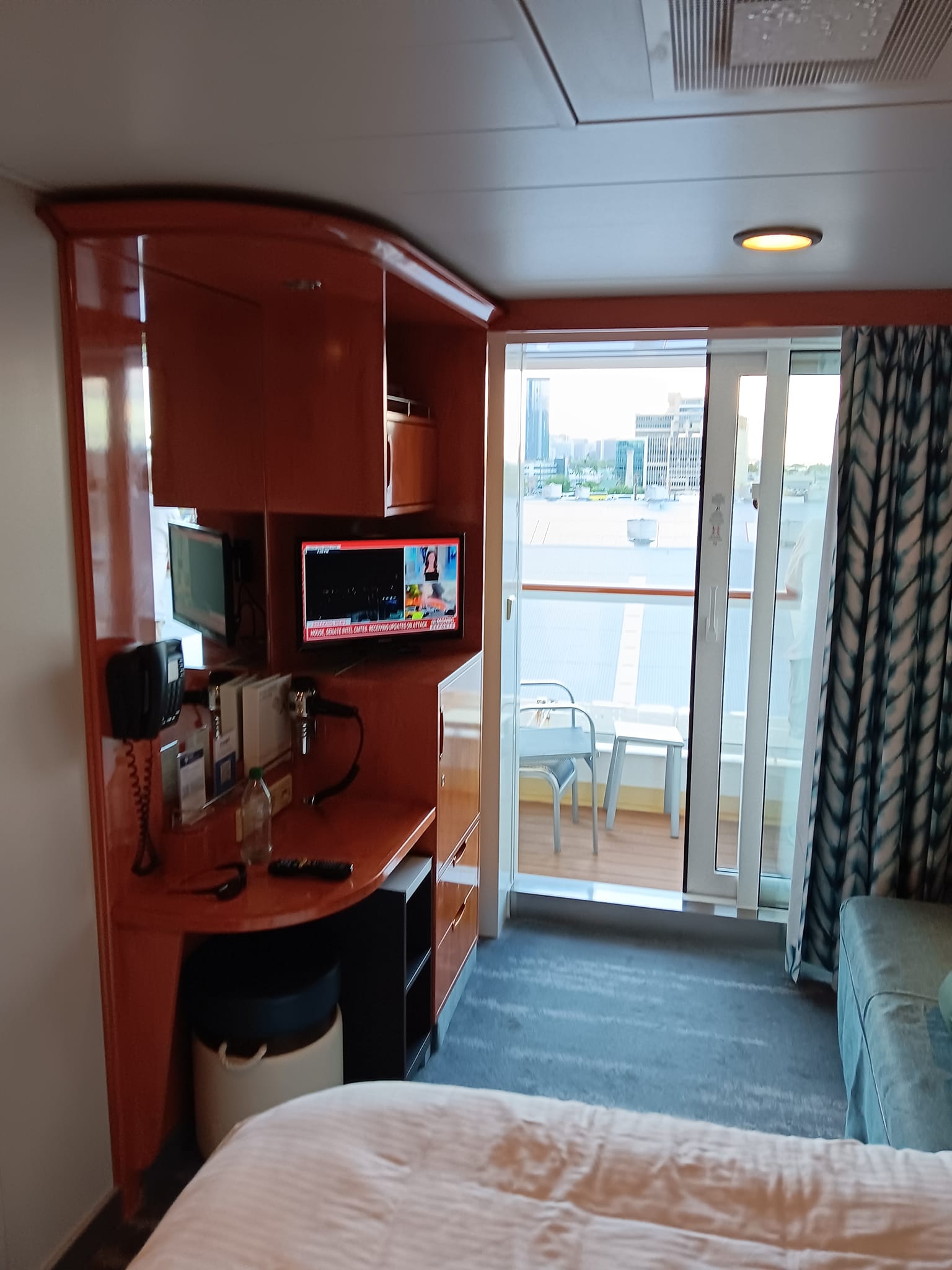 8148 Cabin Photo – Pride of America Cruise Ship – Cabin or Suite- Updated: 2024