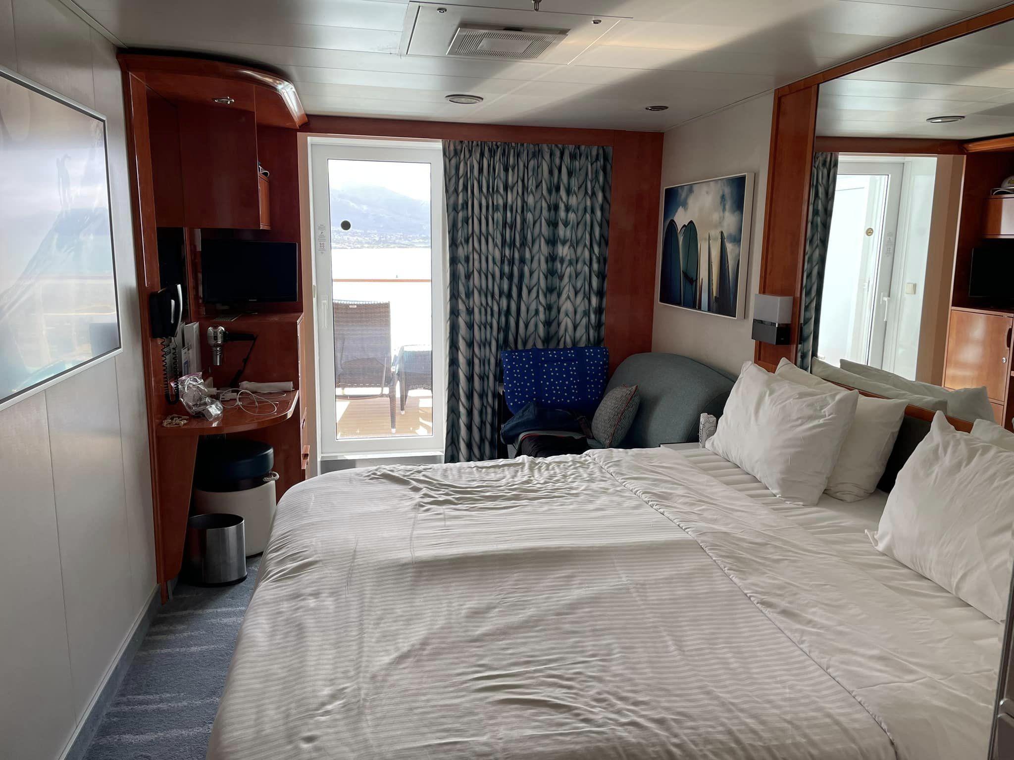 9202 Cabin Photo – Pride of America Cruise Ship – Cabin or Suite- Updated: 2024
